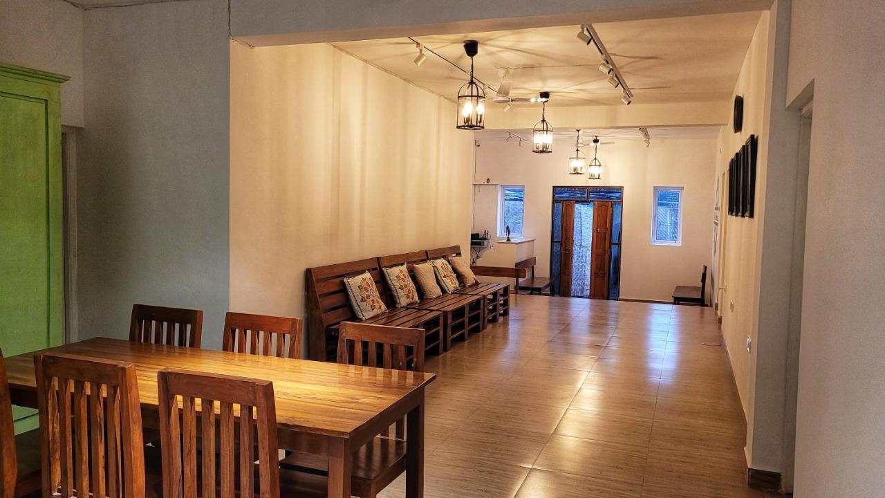 Hostel Mandala อันจูนา ภายนอก รูปภาพ