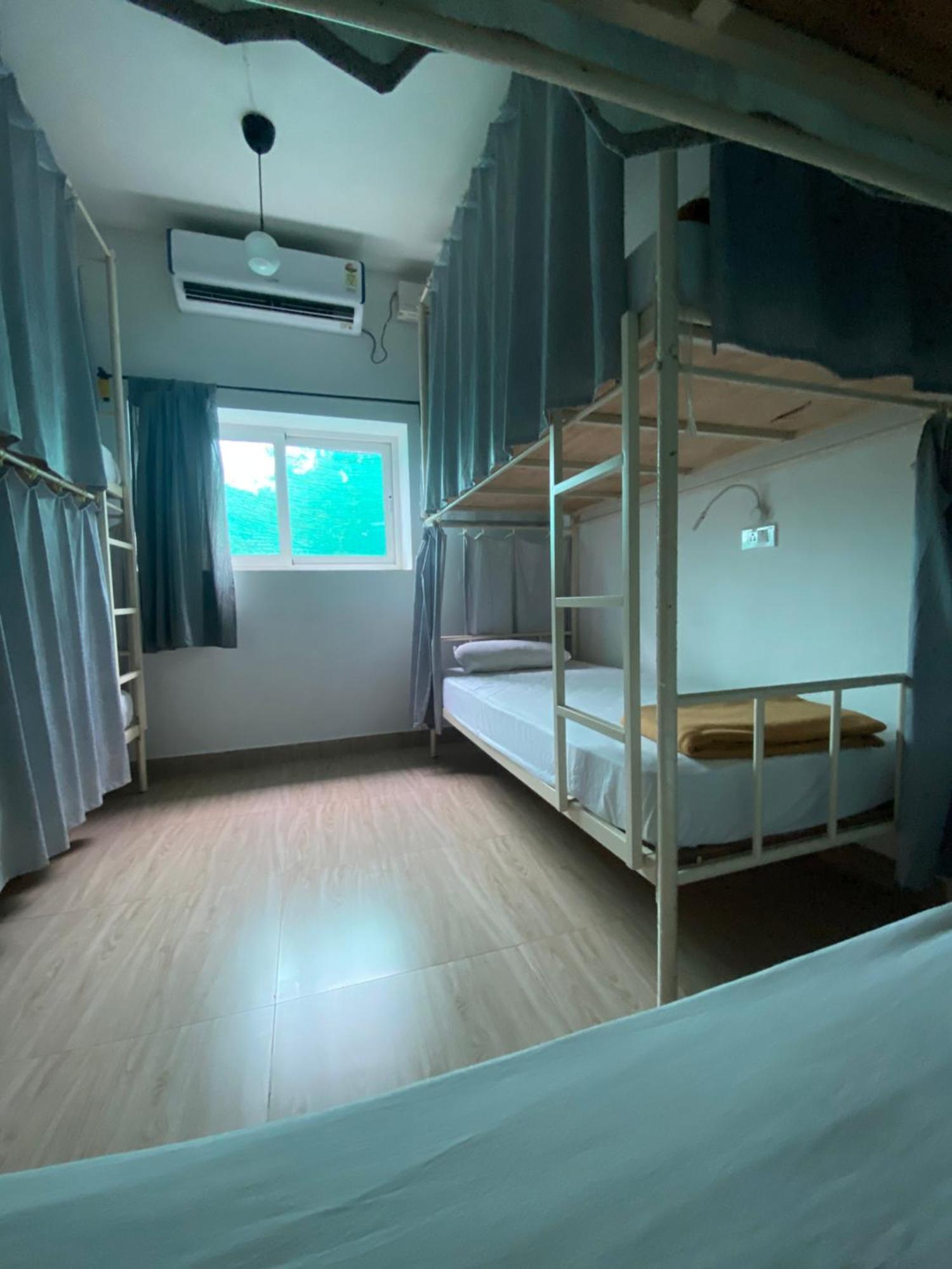 Hostel Mandala อันจูนา ภายนอก รูปภาพ